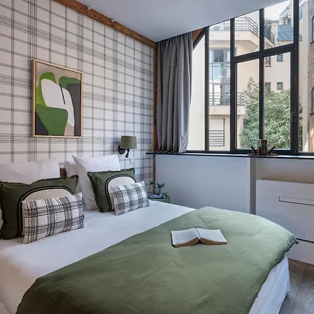 Sloth Loft Montmartre 2025 Refresh-3